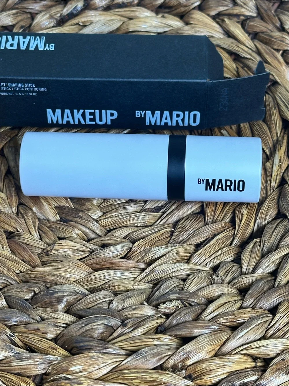 New in box Makeup by Mario SoftSculpt Shaping Stick shade light medium contour